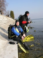 Foto .... dann ziehen wir Flossen und Handschuhe an