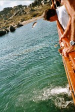 Foto Mit Schwung zieht G&uuml;nther den Fang auf das Deck