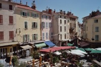 Foto Blick in die Altstadt von Hy&egrave;res